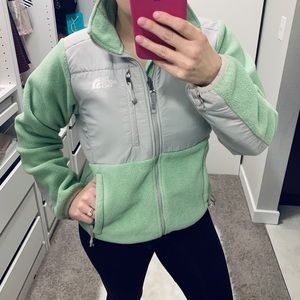 ★ The North Face Jacket ★